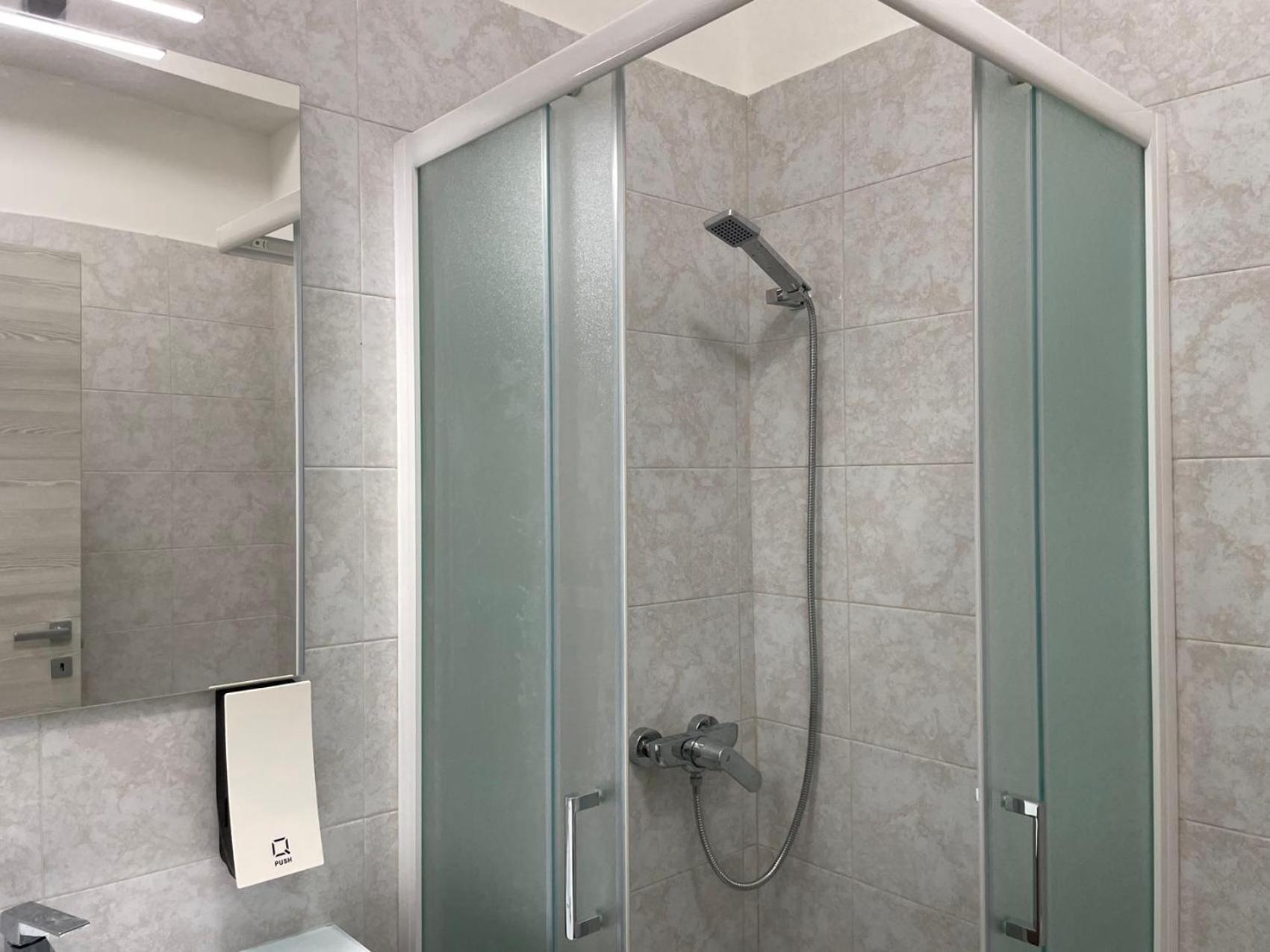 Nuovo Confortini Rooms Sunday Verona Room photo